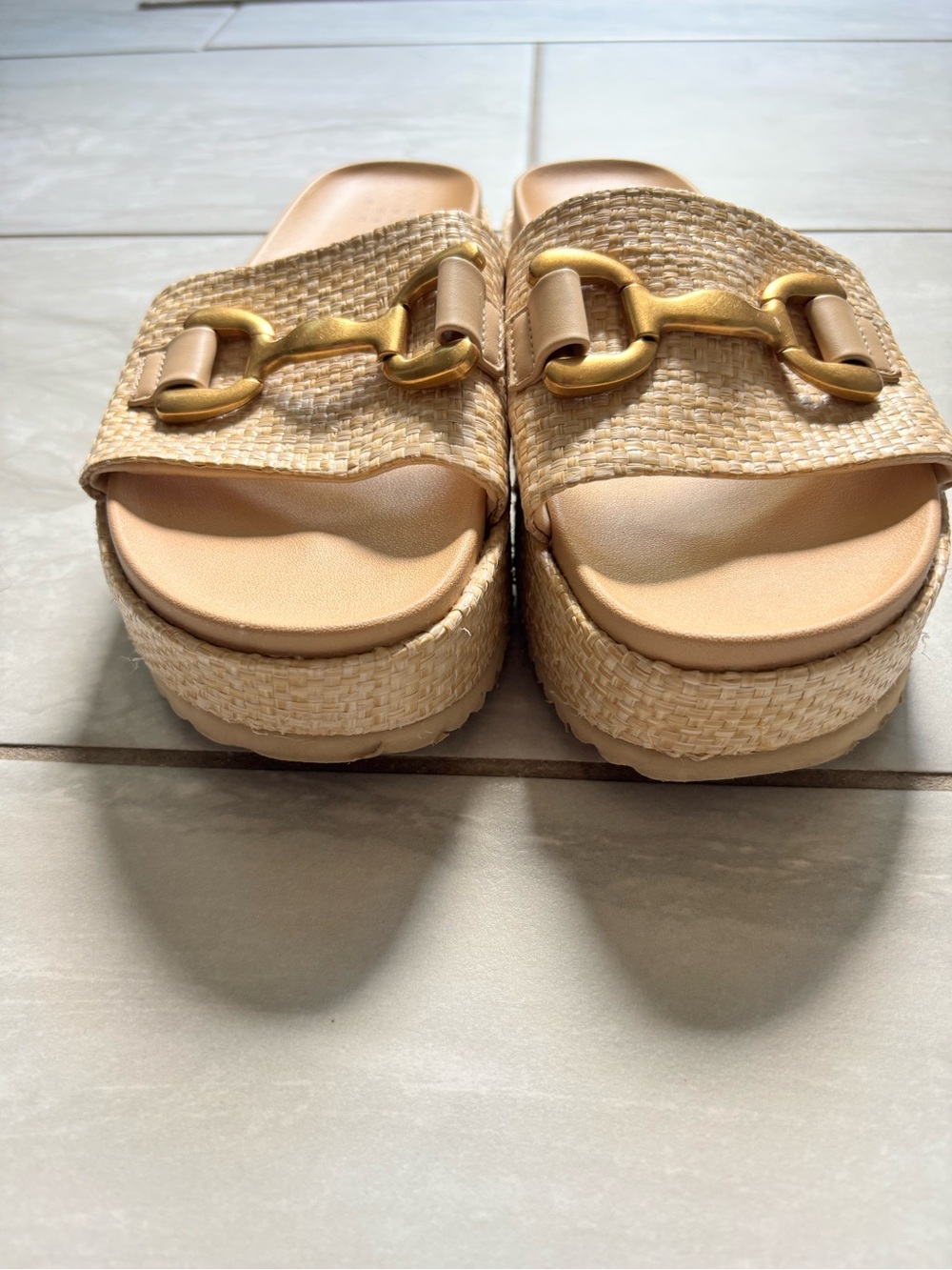 A New Day Agnes Platform Sandals 9 - Picture 3 of 6